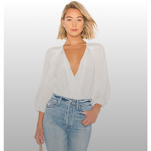 BCBGMAXAZRIA 100% silk off white 3/4 sleeve v neck bodysuit top